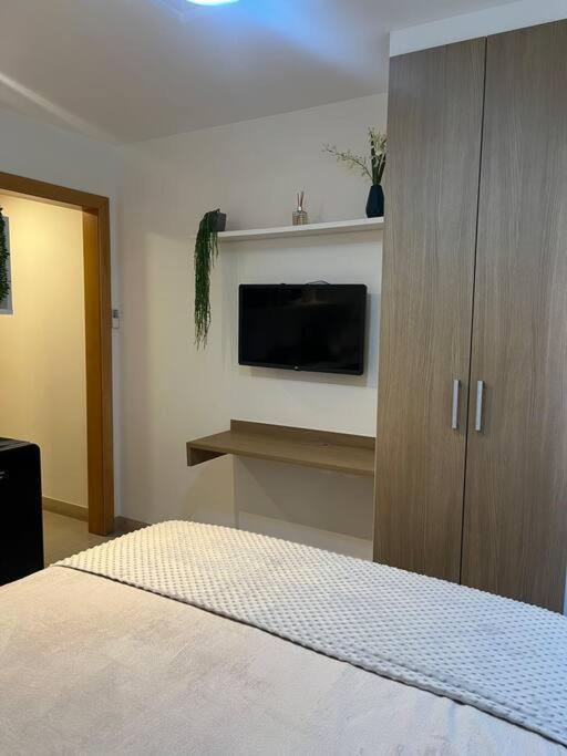 Apartamento Studio Centro Rj- Casa Maua 1008 *